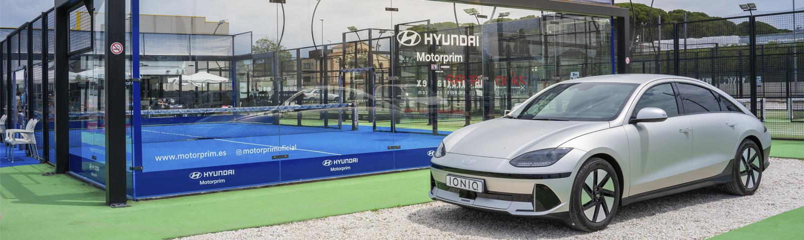 Hyundai Motorprim renueva su patrocinio con Nou Padel Les Franqueses, fortaleciendo su apoyo al deporte local.